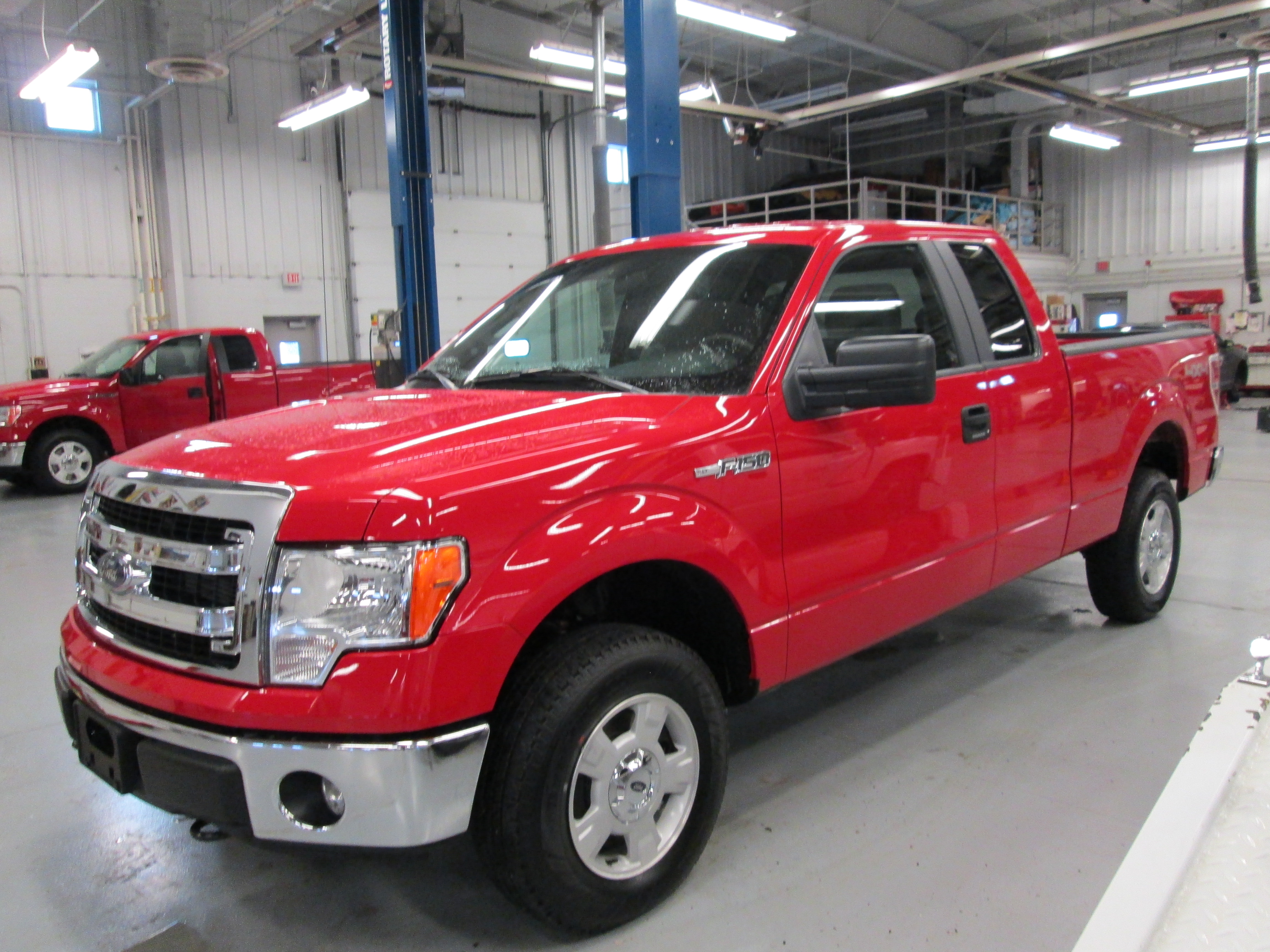 Image for vehicle 306