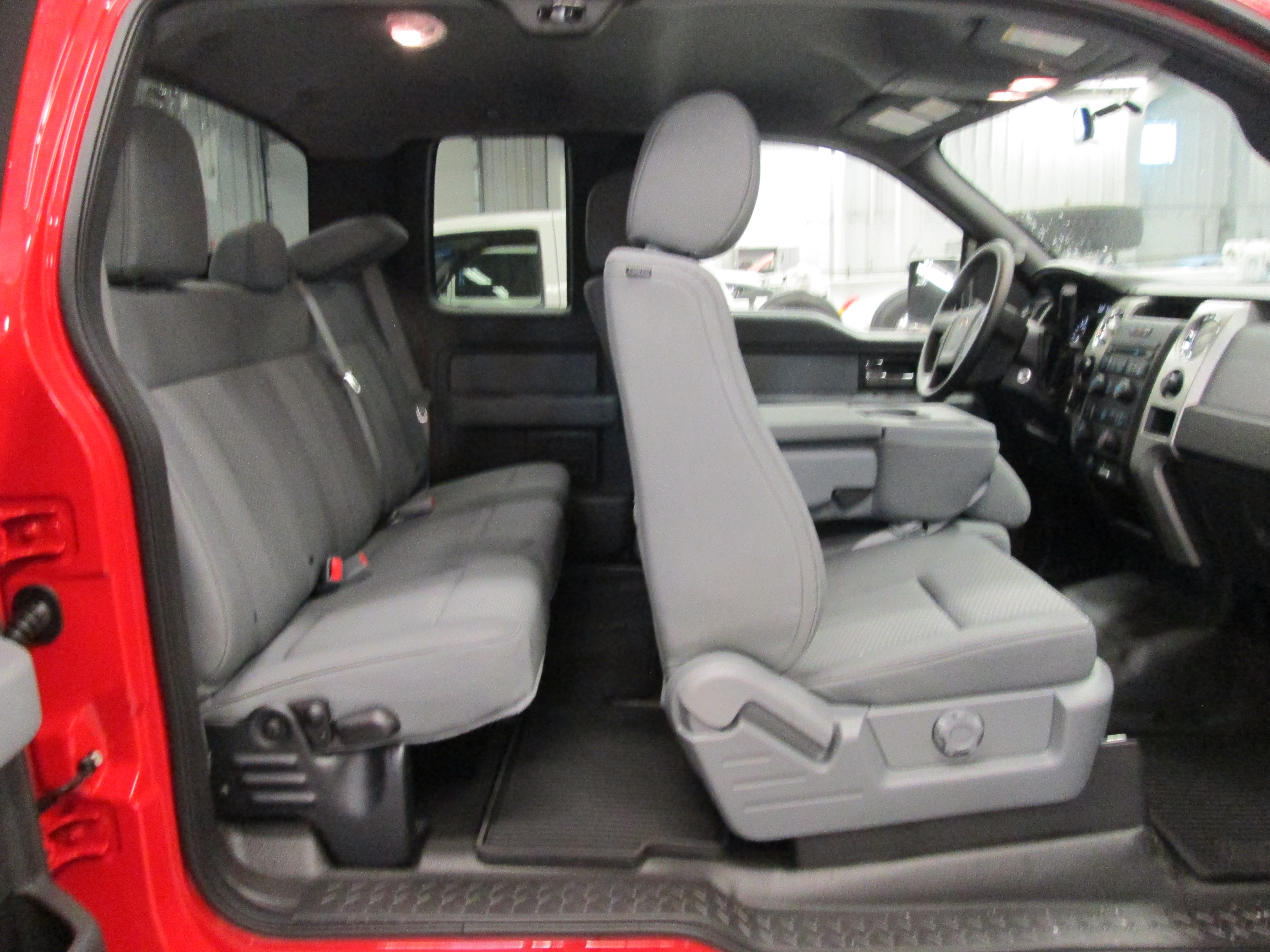 Image for vehicle 306